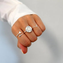 Load image into Gallery viewer, Anillo Arona Bianco - Molto Amore Co.