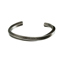 Cargar imagen en el visor de la galería, Pulsera Twisted Panzer